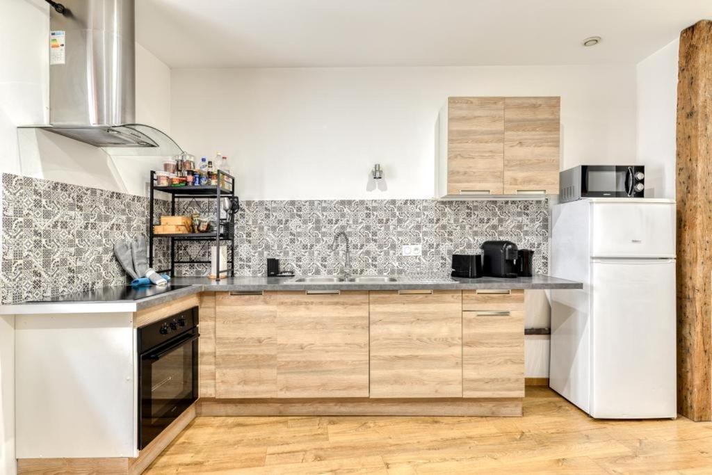 Soleil Sucre T2 Centre Historique De Narbonne Apartman Kültér fotó