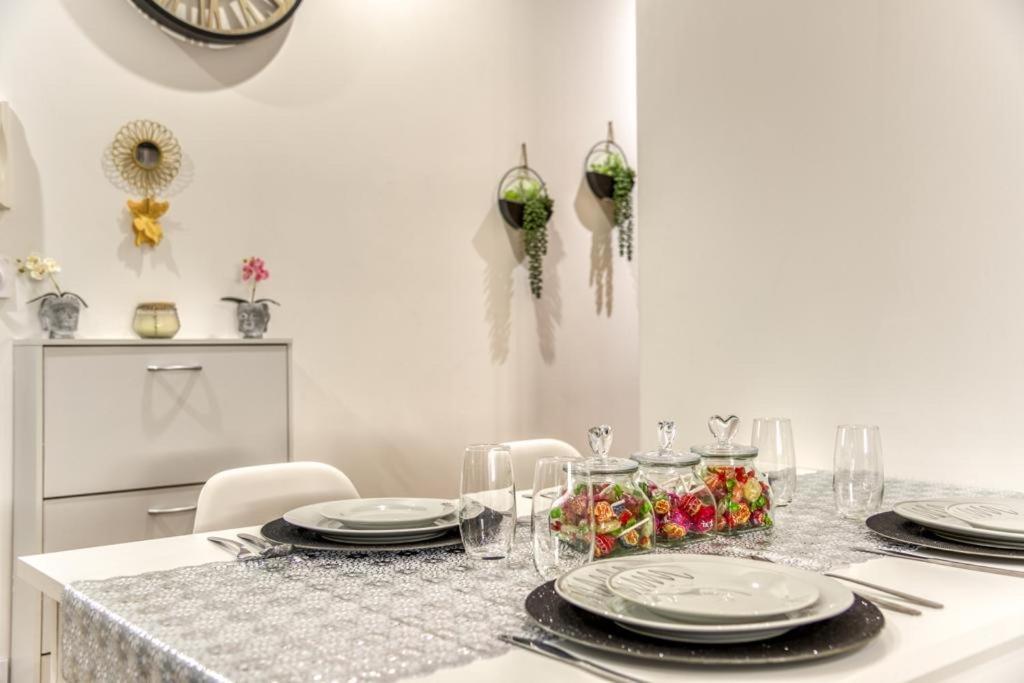 Soleil Sucre T2 Centre Historique De Narbonne Apartman Kültér fotó